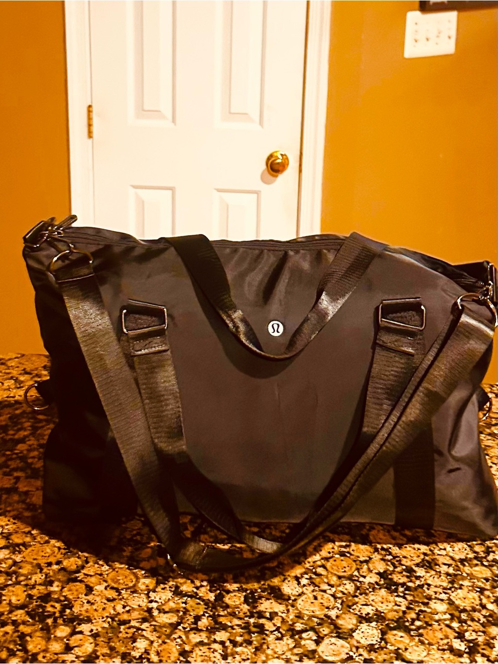 lululemon athletica Black Travel  Big    Bag with Shoulder Strap
